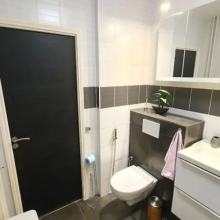 Lägenhet 2P Neuf D Exception Eden Parc Piscine Pkg Clim Wifi Antibes